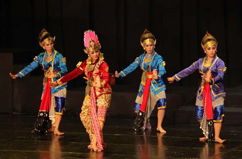 Tari Golek