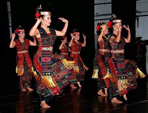 Tari Tor-Tor