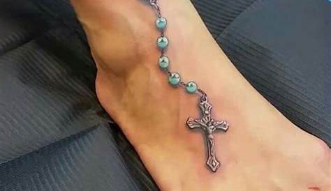 tatouage croix chapelet pied et cheville