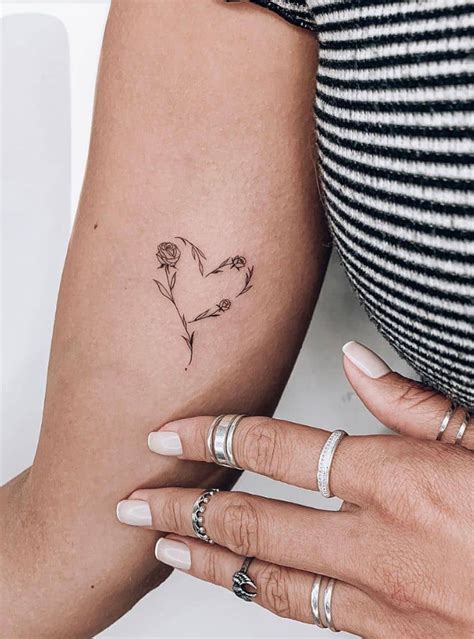 26 best Shoulder And Upper Arm Flower Tattoos For Women images on