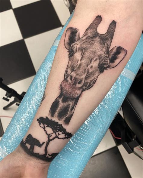 Tattoos Of Giraffes