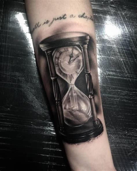 Tattoos Of Hourglasses