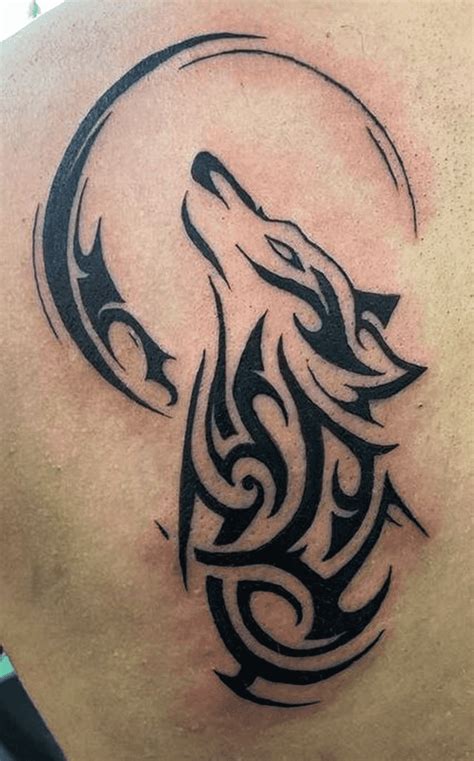 5 Tribal Wolf Tattoos