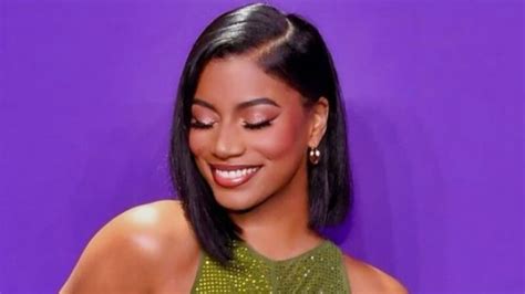 Taylor Rooks Nip Slip Shocks Fans With Marriage Announcement The Spun
