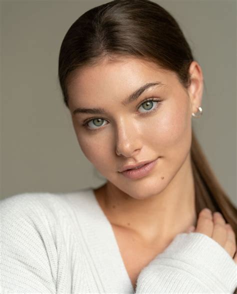 taylor stone lizbeth