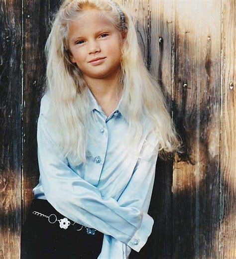 taylor swift 10 years old