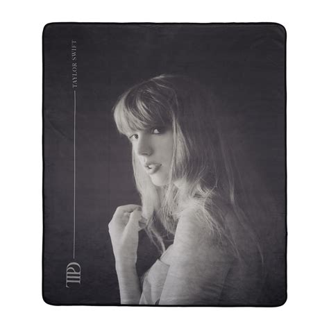 Ultimate Taylor Swift Blanket Collection Revealed!
