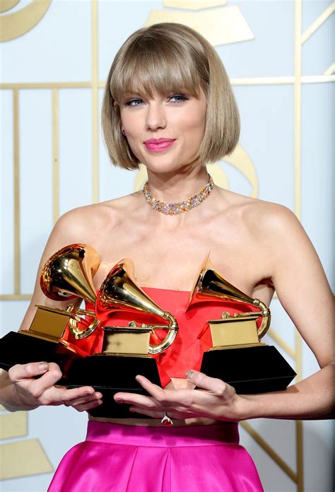 taylor swift i love about her awards