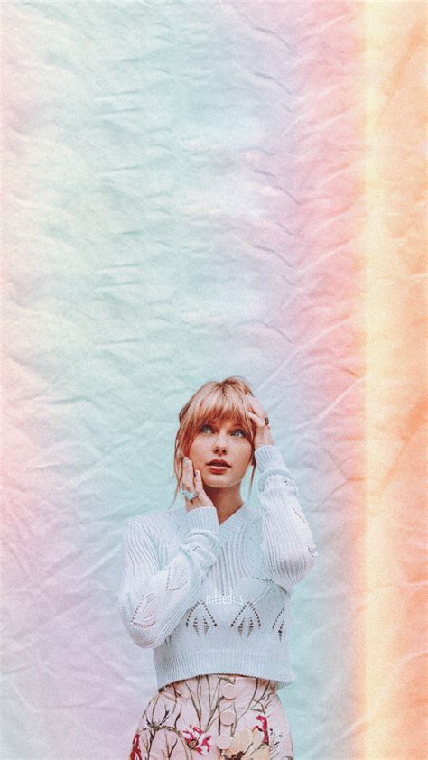 Get Your Phone Feelin' Like a Swiftie with Taylor Swift Phone Backgrounds - Perfect for Fans!