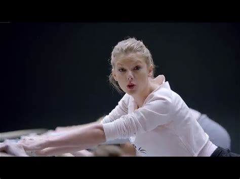 taylor swift swift shake it off