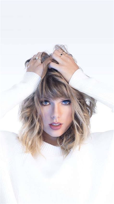 Top 10 Taylor Swift iPhone Wallpapers