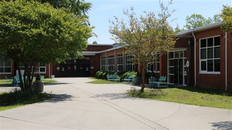 Tc Walker Elementary School Gloucester Va