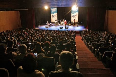 teatro fernanda montenegro curitiba