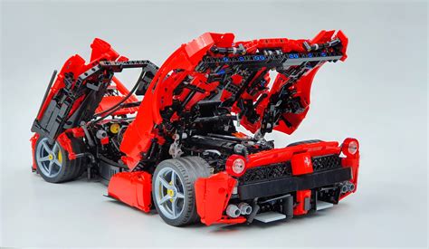 Der LEGO Technic Mercedes Arocs Kids Blog by Galeria Kaufhof