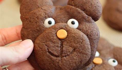 Cute Teddy Bear Cookies Recipe · The Inspiration Edit