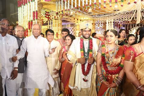 tejasvi surya marriage photos