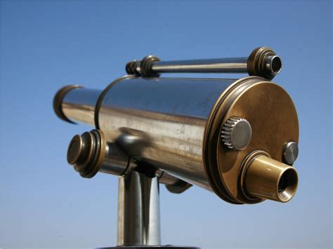 Telescope Invented In Which Year