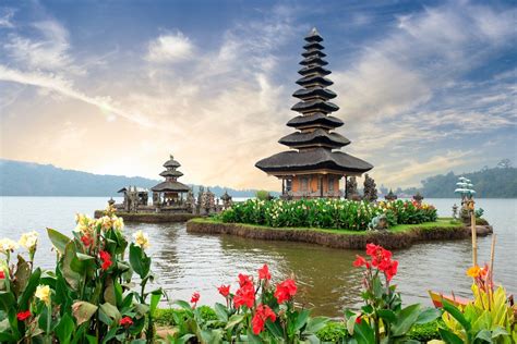 Tempat Wisata Di Indonesia Yang Paling Populer