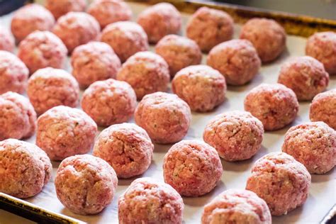 Temperature To Bake Meatballs: Juicy And Delicious Recipes