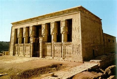temple of isis dendera egypt