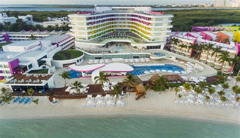 Unveiling the Ultimate Paradise: Temptation Cancun's Allure for Dream Vacations