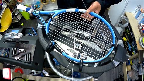 tennis racket strings made of