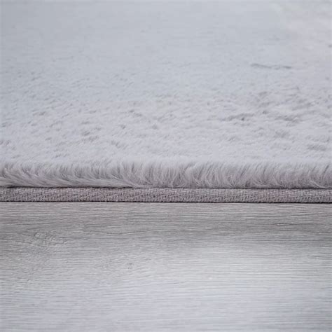 22+ toll Sammlung Fell Teppich Grau Skara Fell Teppich Von Kibek In
