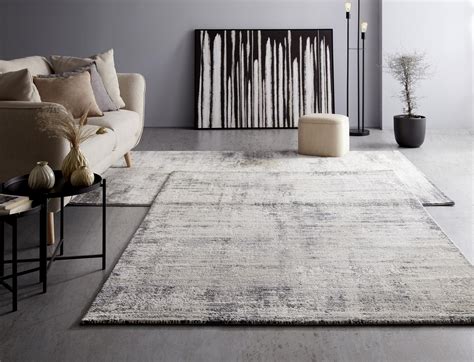 Teppich in Weiß ca.120x170cm 'Romy' von Mömax für 39,90 € ansehen!