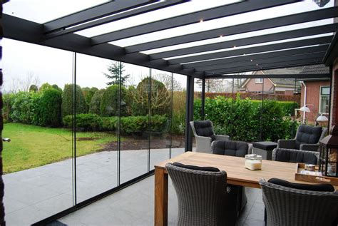 Terras Met Overkapping