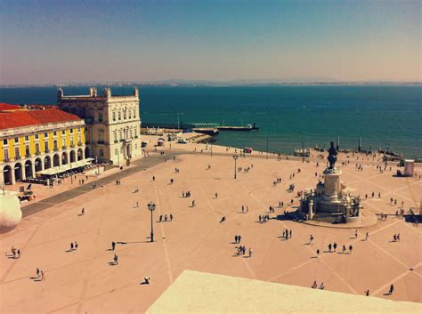 terreiro do paço barcos