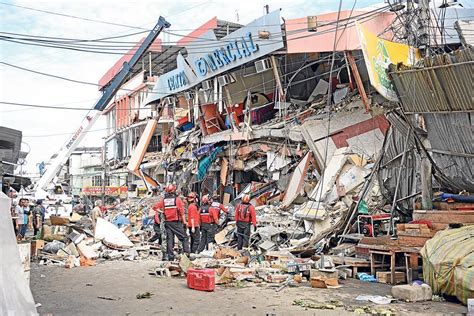 Ecuador contabiliza cerca de 1.200 réplicas del terremoto de abril La