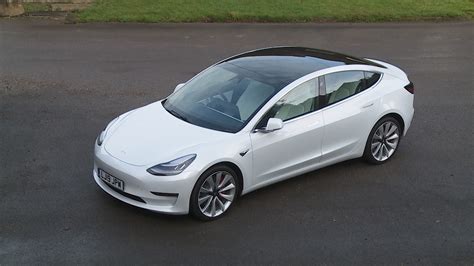 tesla model 3 saloon long range rwd 4dr auto