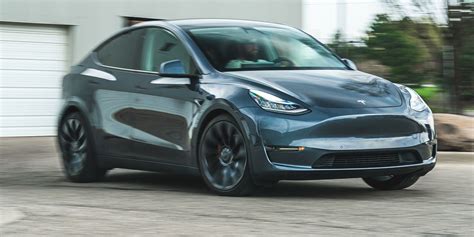 tesla model y manual 2023