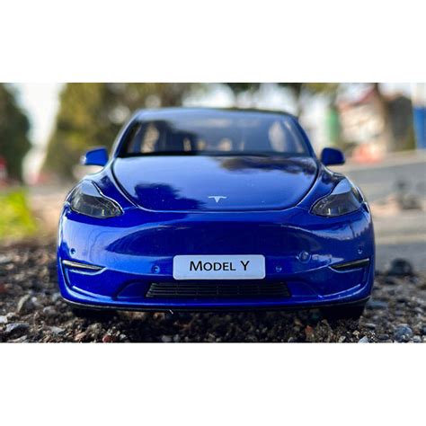 tesla model y modellauto