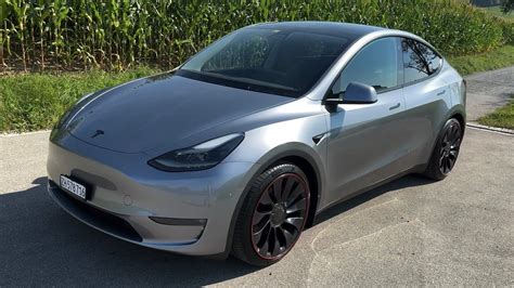 tesla model y performance quicksilver