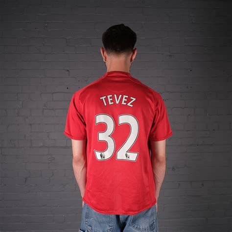 tevez man united black shirt