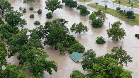 texas flooding death count