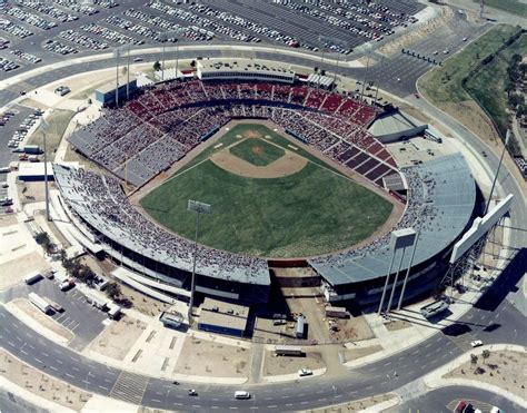 texas rangers baseball stadium history