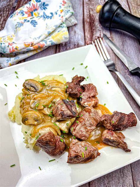 COPYCAT TEXAS ROADHOUSE RATTLESNAKE BITES Baking Beauty