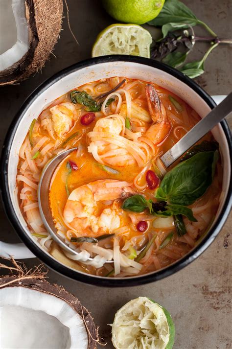 thai prawn noodle soup