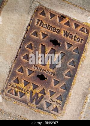 thames water inspection cover