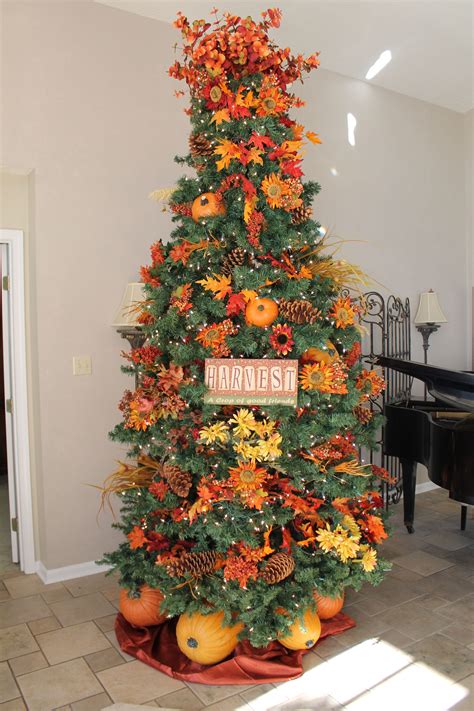 Fall Christmas Tree Idea Thanksgiving decorations, Fall christmas