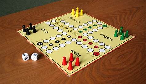 8 Benefits Of Playing Online Board Games With Your Friends - 2023 Guide