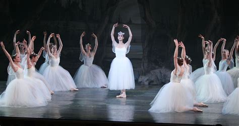 the ballet giselle summary