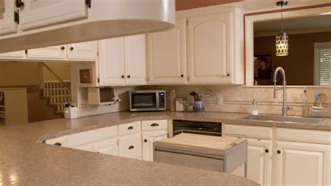 HGTV Fixer to Fabulous Smallridge Home Renovation Big kitchen, Fixer to fabulous, Growing family