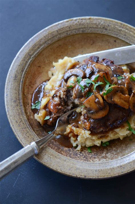 the best salisbury steak with mushroom gravy