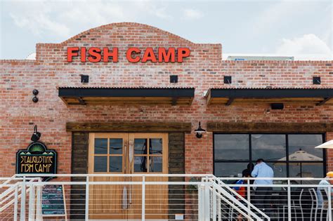 ALL the Fish Camp Restaurants in Florida You're Going to Want to Visit