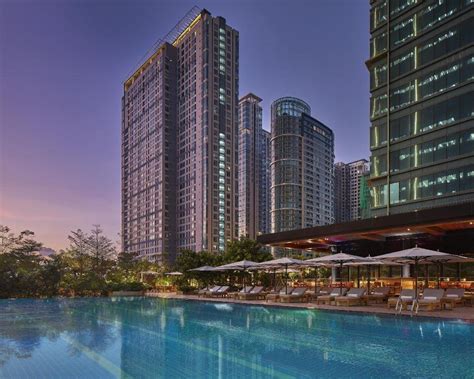 the grand hyatt manila