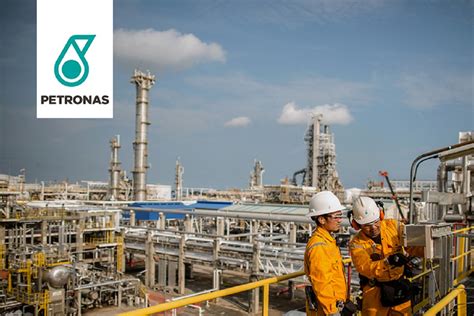 the history of petronas chemicals group