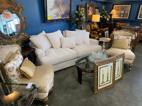 The Home Consignment Center.com